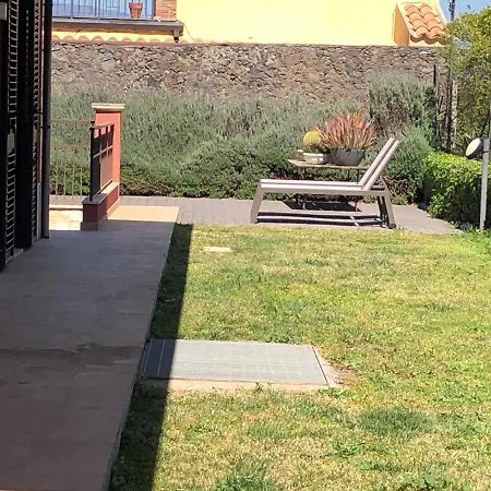 Casa Terra D'aci * Aci Bonaccorsi